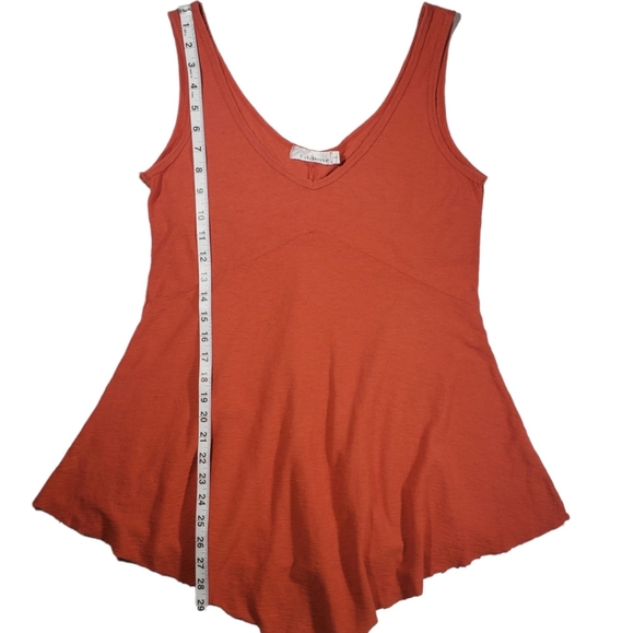 Cut Loose V-Neck Flowy Burnt Orange Tank - Picture 6 of 9